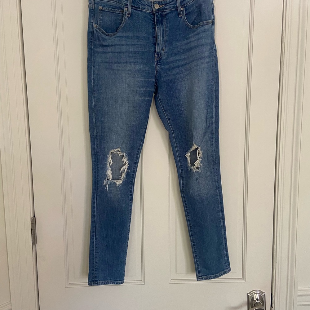 Levi's Women's 721 High Rise Skinny Jeans Distressed, 32